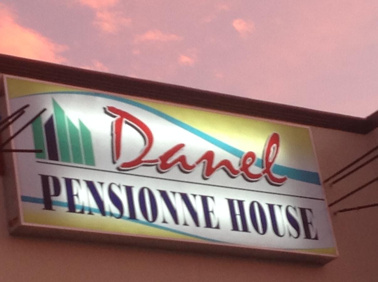 Danel Pensionne House Tacloban Exterior photo